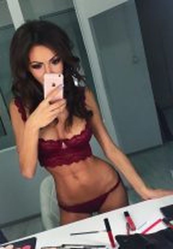 Chahnez, 27, Debrecen - Hajdú-Bihar, Vip girl