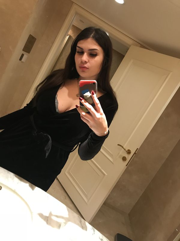 Escort Hodan, Debrecen naked Hodan to Hodan massage