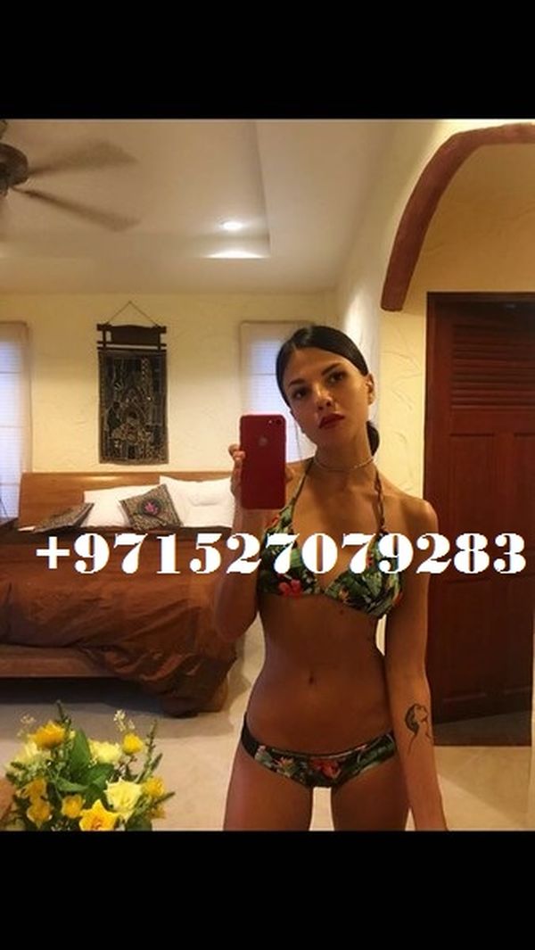 Qi Qi, 20, Szeged - Csongrád, Top