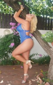 Escort Amindra,Békéscsaba outcall only in hotels