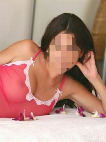 Escort Ysaure,Budapest outcall only in hotels